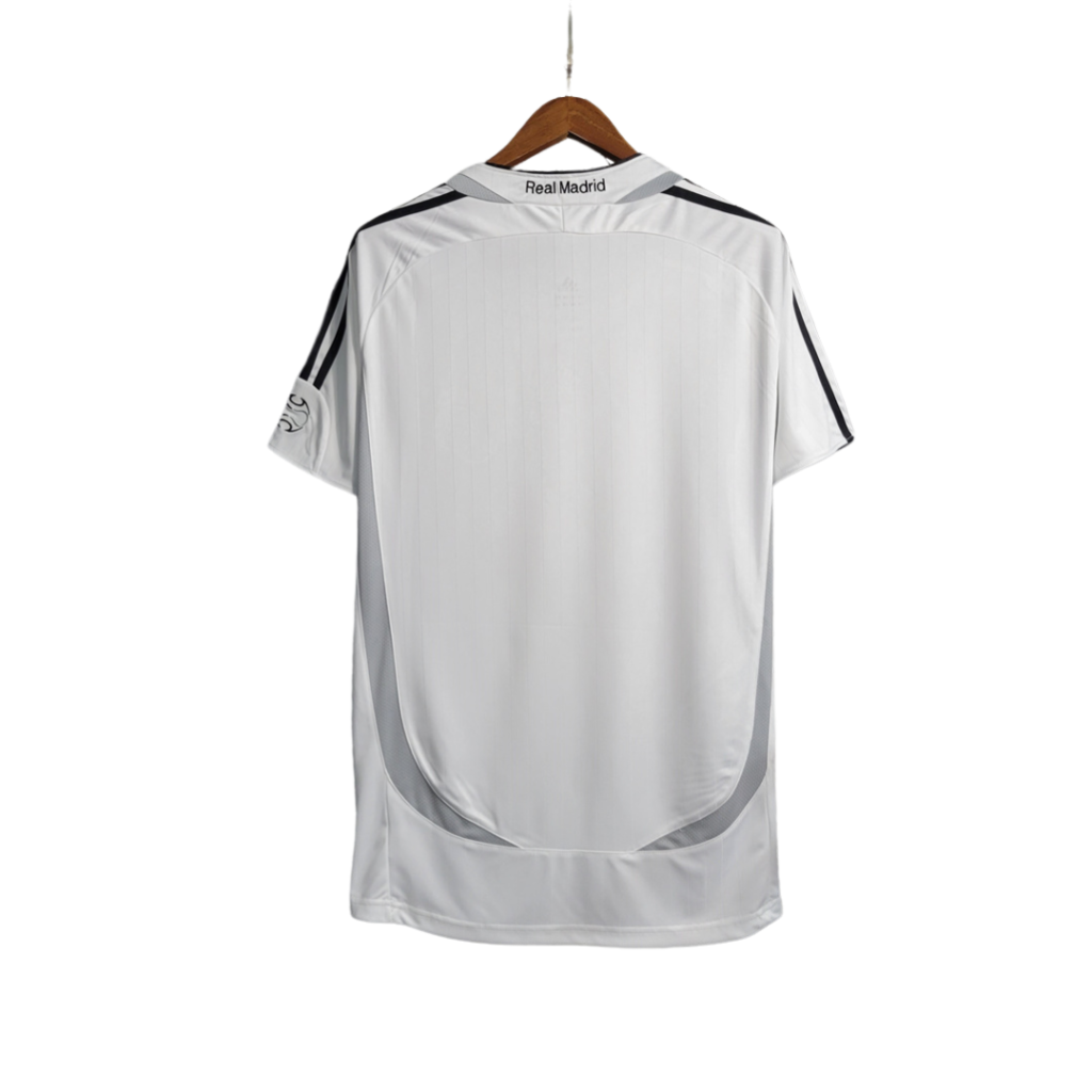 Camiseta Retro Real Madrid 2006/07