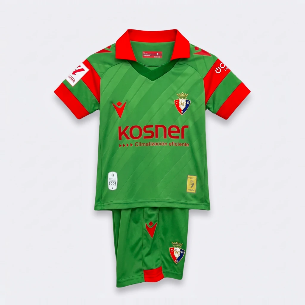 Conjunto Niño Osasuna 2025/26 - frente