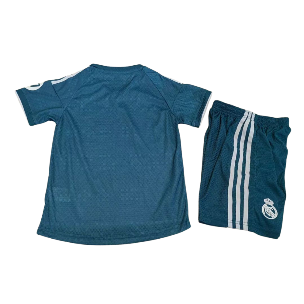 Conjunto Niño Real Madrid 2026/27